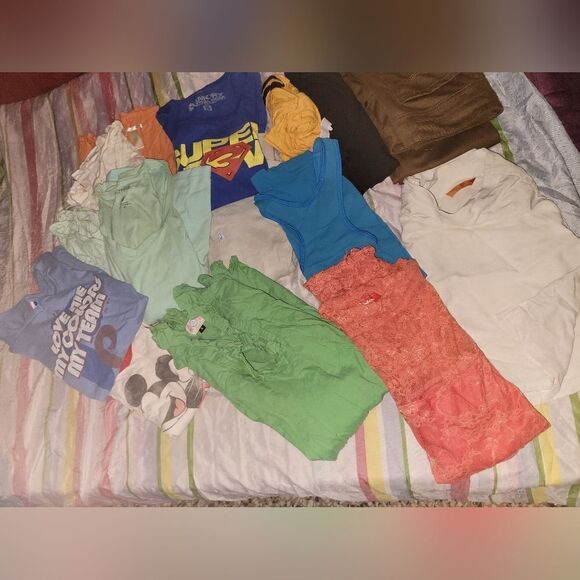 Surprise bundle  - Picture 2 of 5